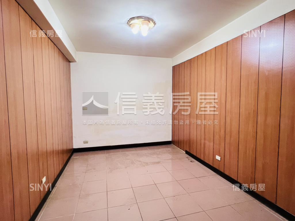河景公寓三房房屋室內格局與周邊環境