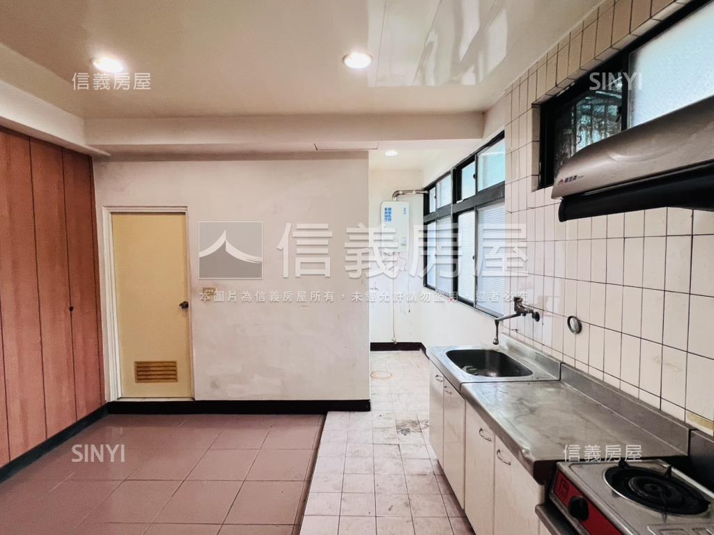 河景公寓三房房屋室內格局與周邊環境