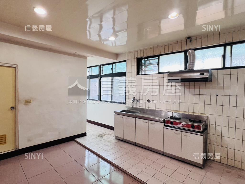 河景公寓三房房屋室內格局與周邊環境