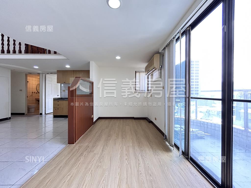 近十四張挑高美屋房屋室內格局與周邊環境