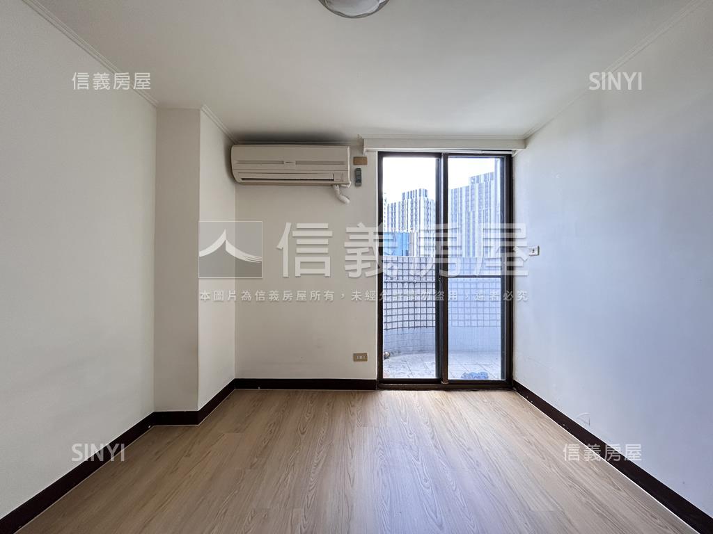 近十四張挑高美屋房屋室內格局與周邊環境