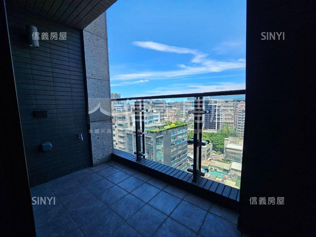 南京御邸稀有露臺高樓Ｂ房屋室內格局與周邊環境