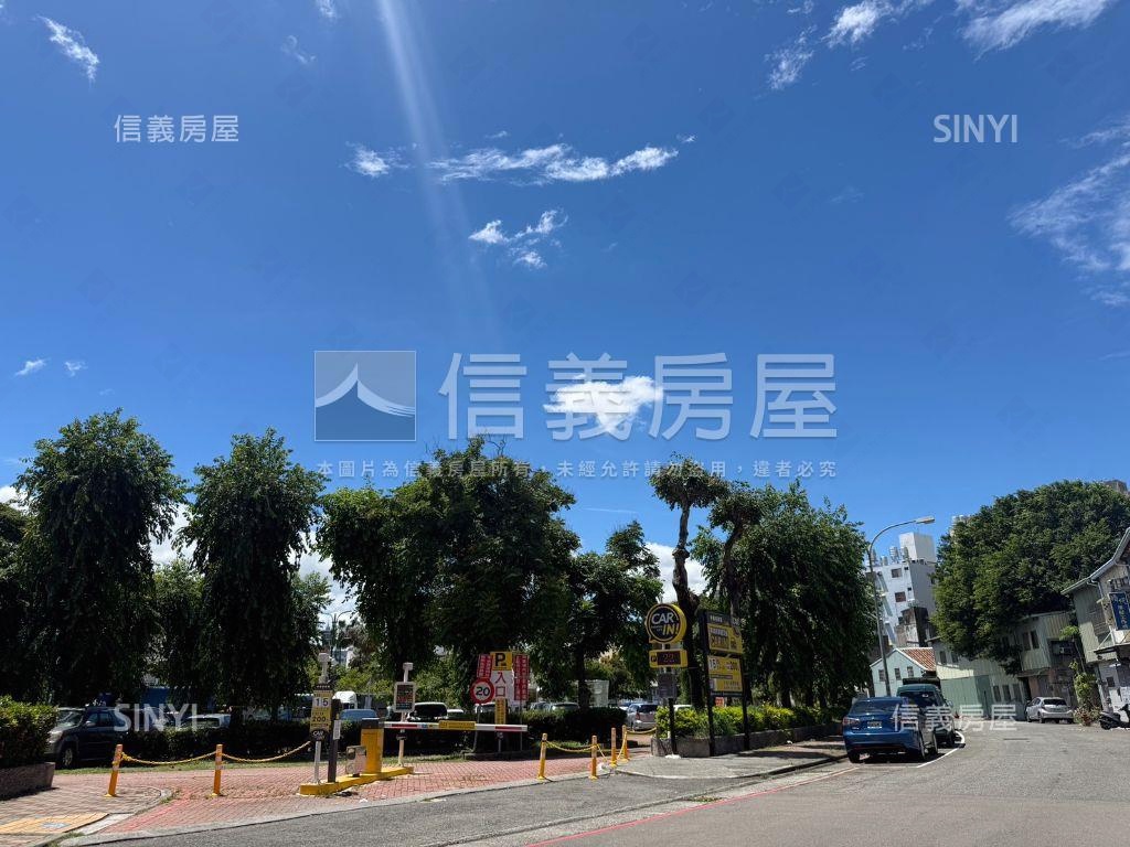 五權路漂亮店面含車位房屋室內格局與周邊環境