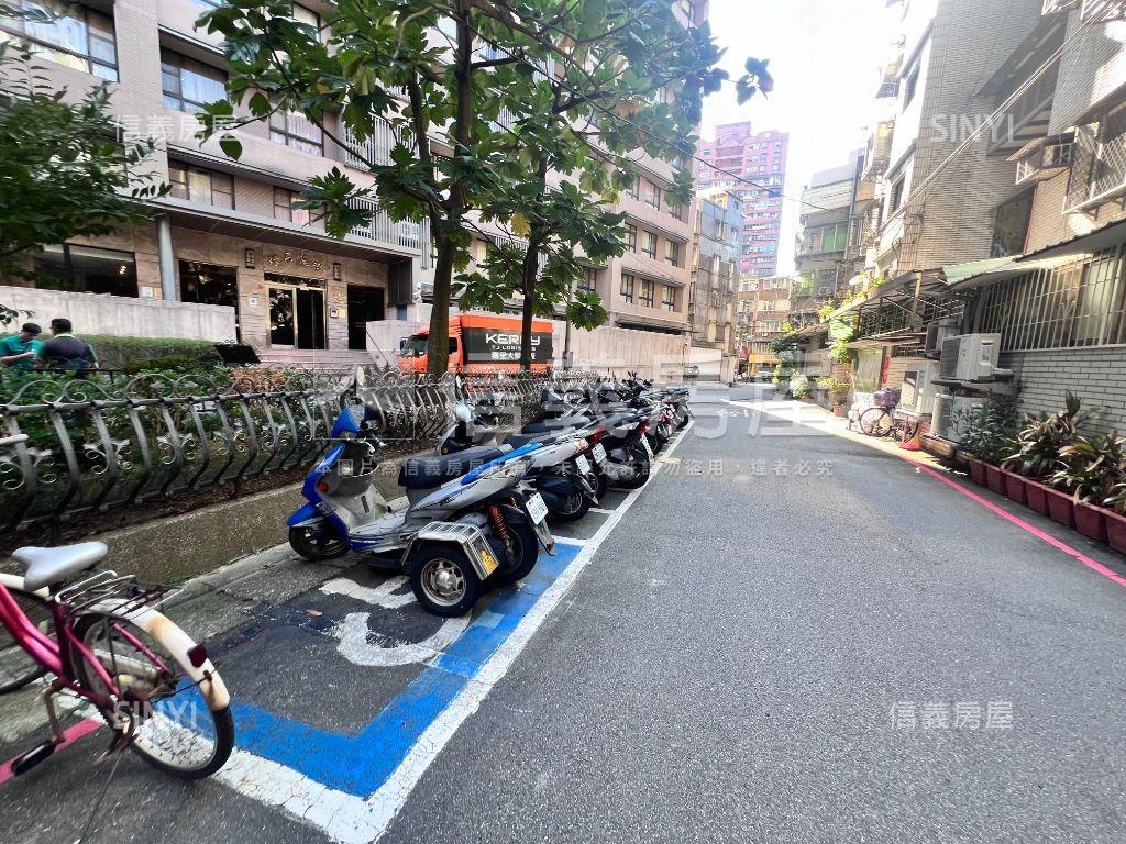 雙運樸石精裝庭院１樓房屋室內格局與周邊環境