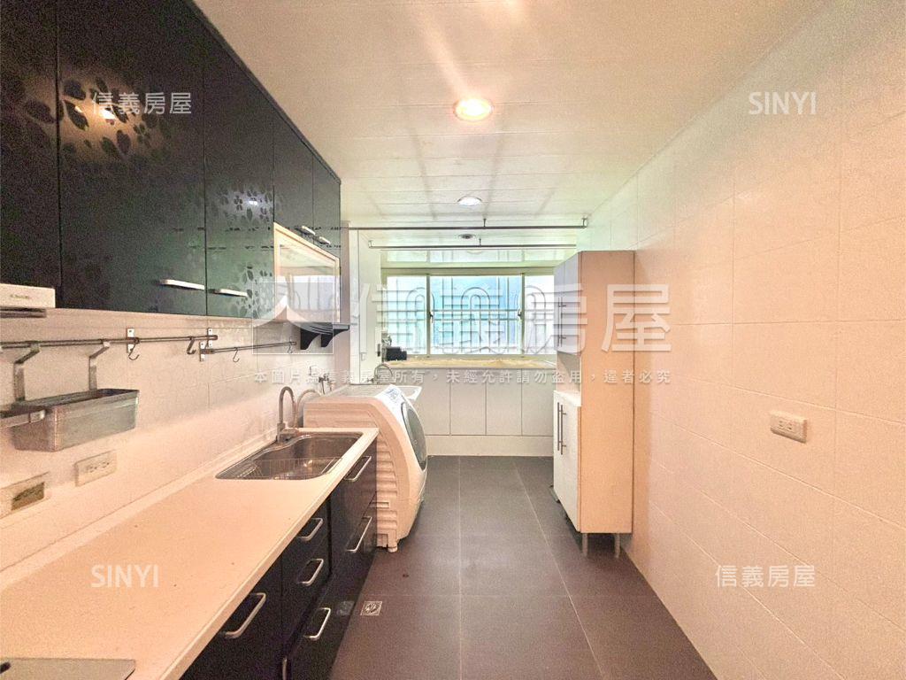 雙金華美妝二樓寓邸房屋室內格局與周邊環境