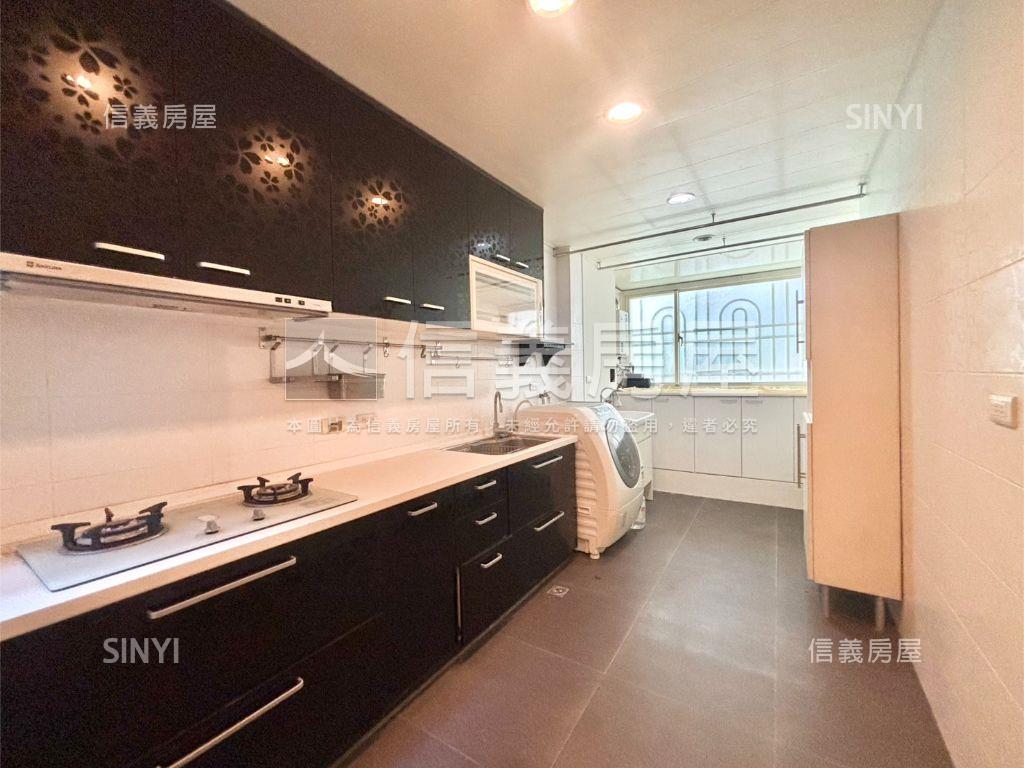 雙金華美妝二樓寓邸房屋室內格局與周邊環境