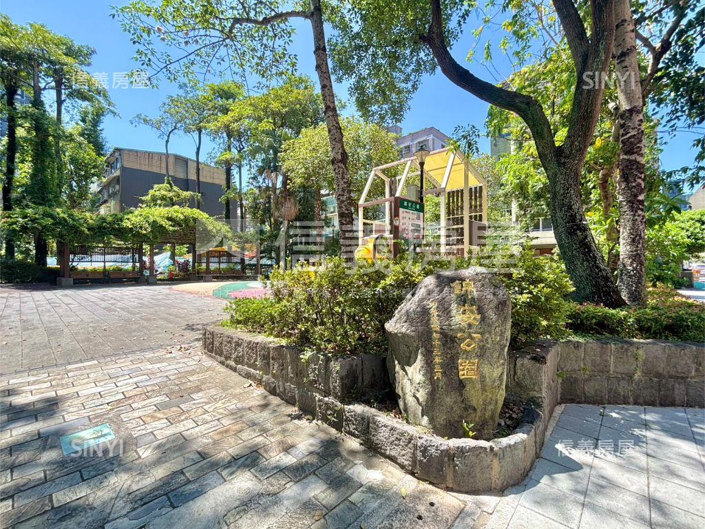 雙金華美妝二樓寓邸房屋室內格局與周邊環境