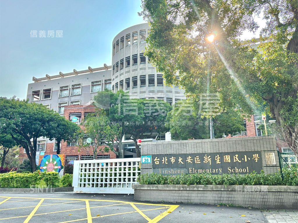 雙金華美妝二樓寓邸房屋室內格局與周邊環境