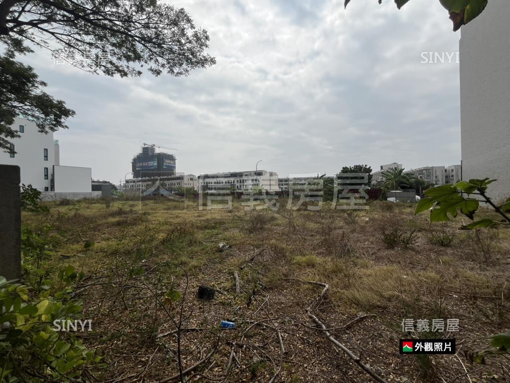 州南臨公園約三百坪住宅地房屋室內格局與周邊環境