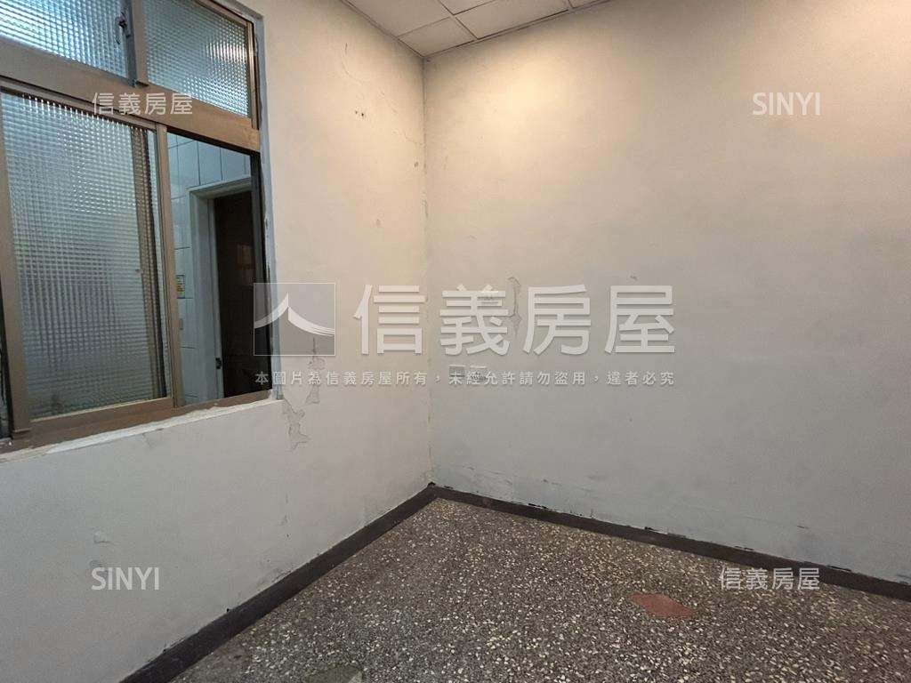 新田忠孝正路透店房屋室內格局與周邊環境