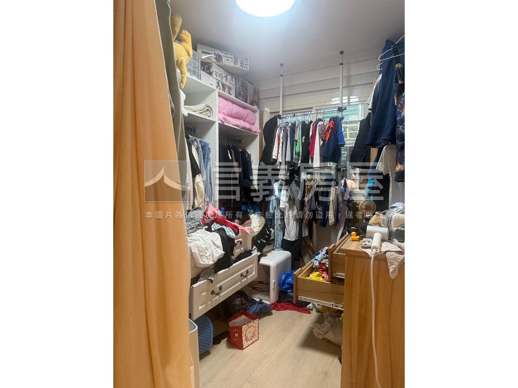 景觀明亮裝潢美３樓房屋室內格局與周邊環境