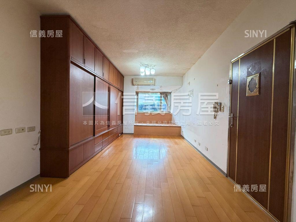 美景山莊４樓低總價３房房屋室內格局與周邊環境