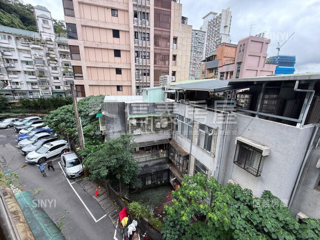 美景山莊４樓低總價３房房屋室內格局與周邊環境