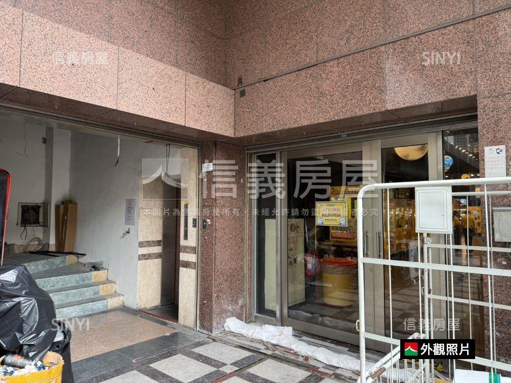 北屯東山金鑽商場房屋室內格局與周邊環境