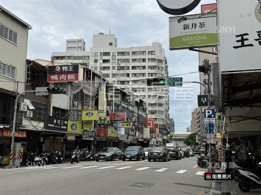 北屯東山金鑽商場房屋室內格局與周邊環境