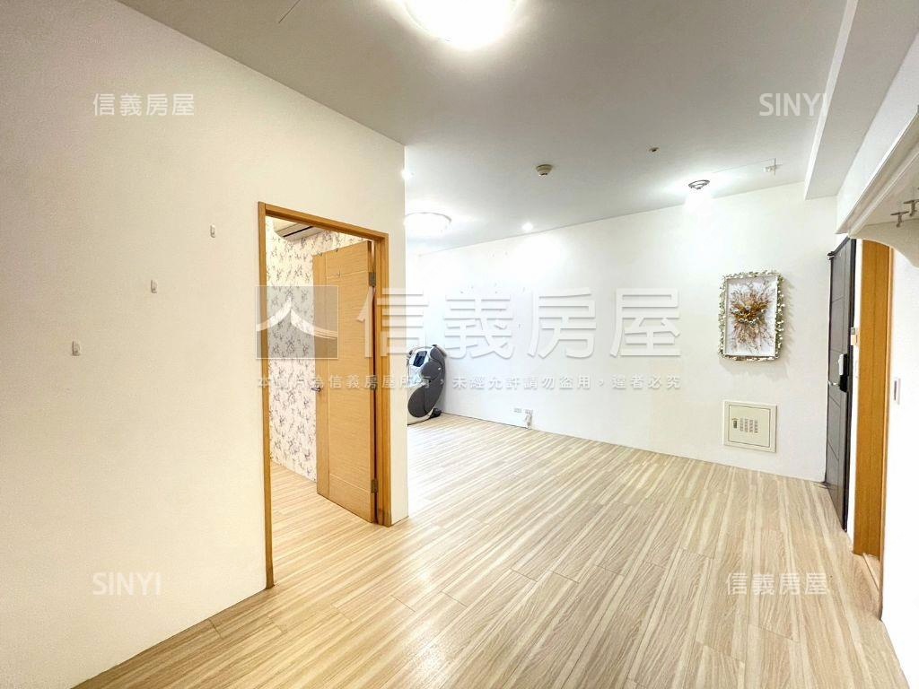 南方之星邊間稀有電梯２房房屋室內格局與周邊環境
