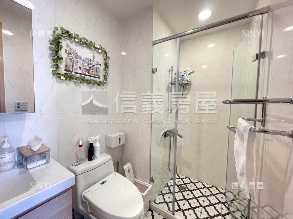南方之星邊間稀有電梯２房房屋室內格局與周邊環境