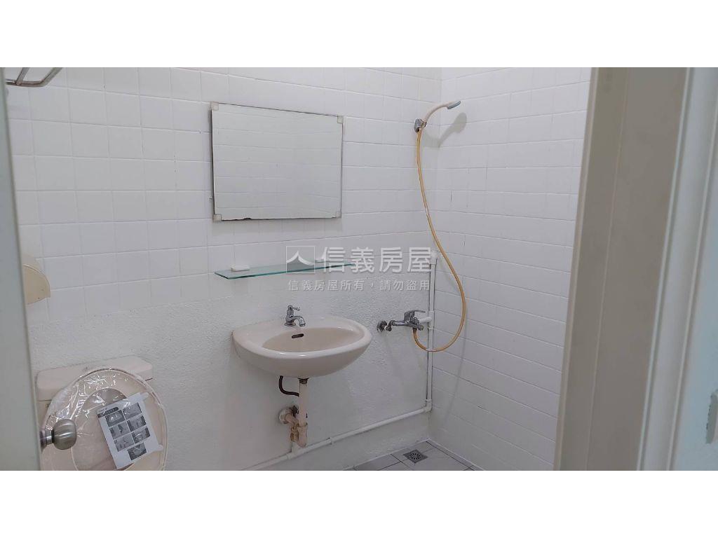 大昌二路精緻美三房房屋室內格局與周邊環境