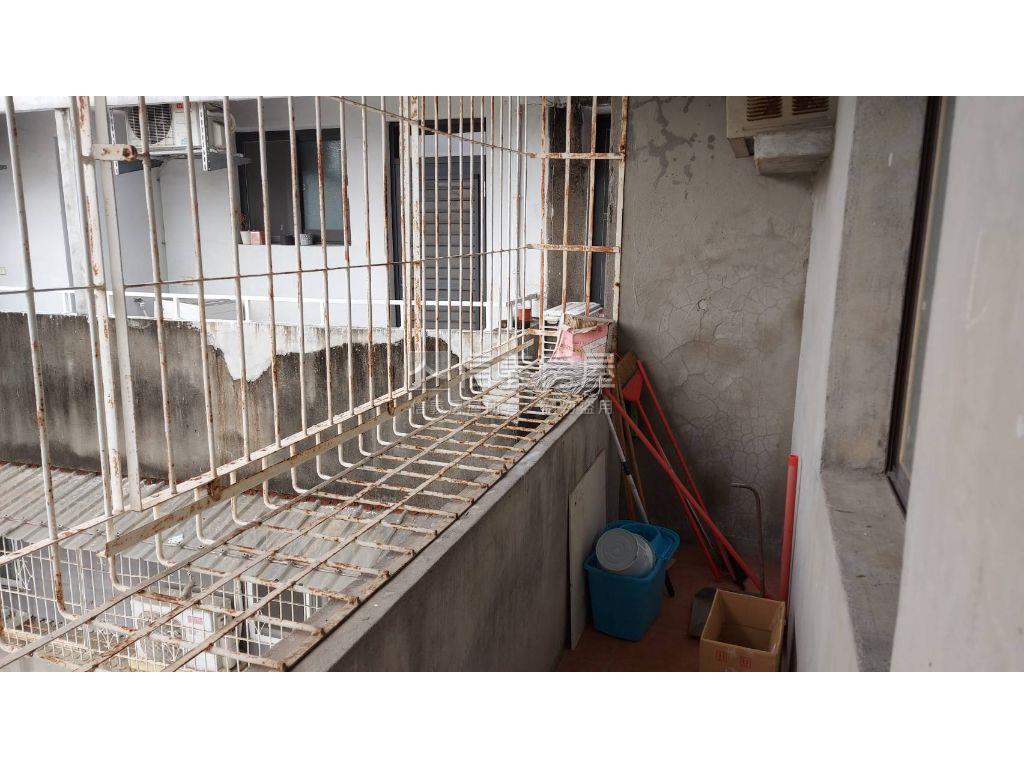 大昌二路精緻美三房房屋室內格局與周邊環境