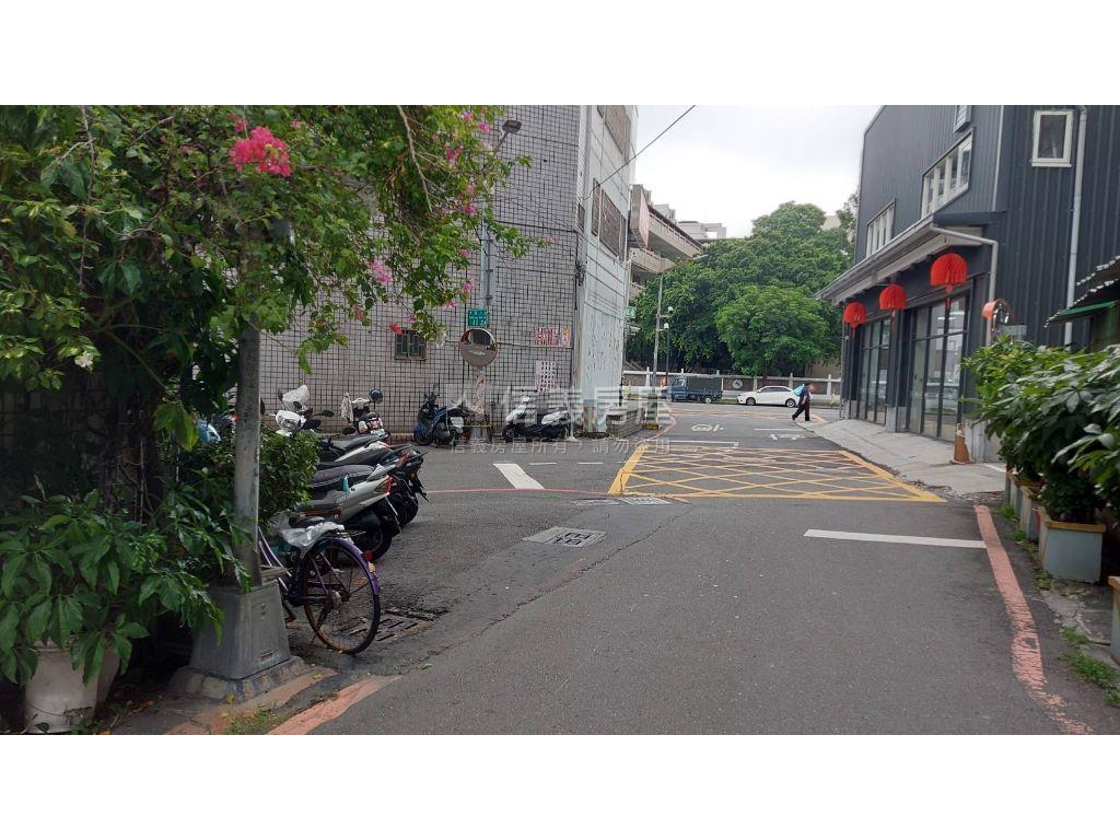 大昌二路精緻美三房房屋室內格局與周邊環境