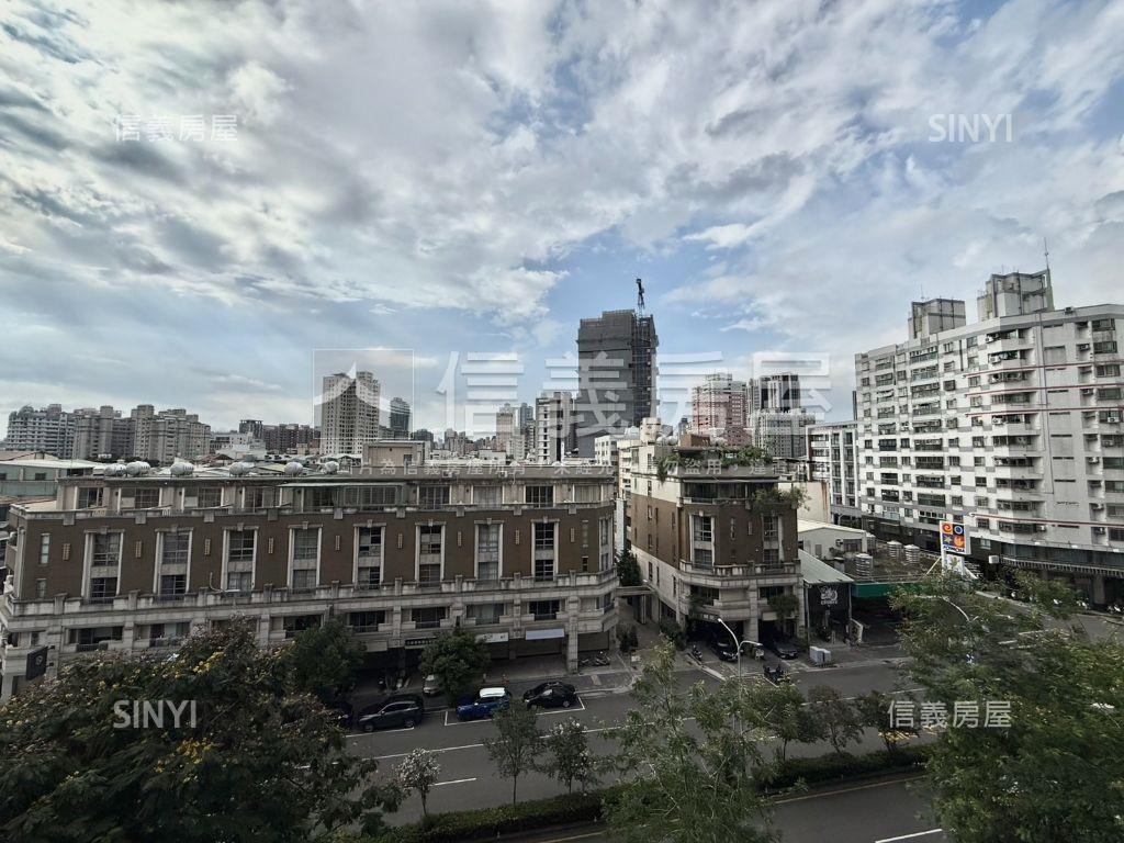 富宇豐馥㊣三房平車房屋室內格局與周邊環境