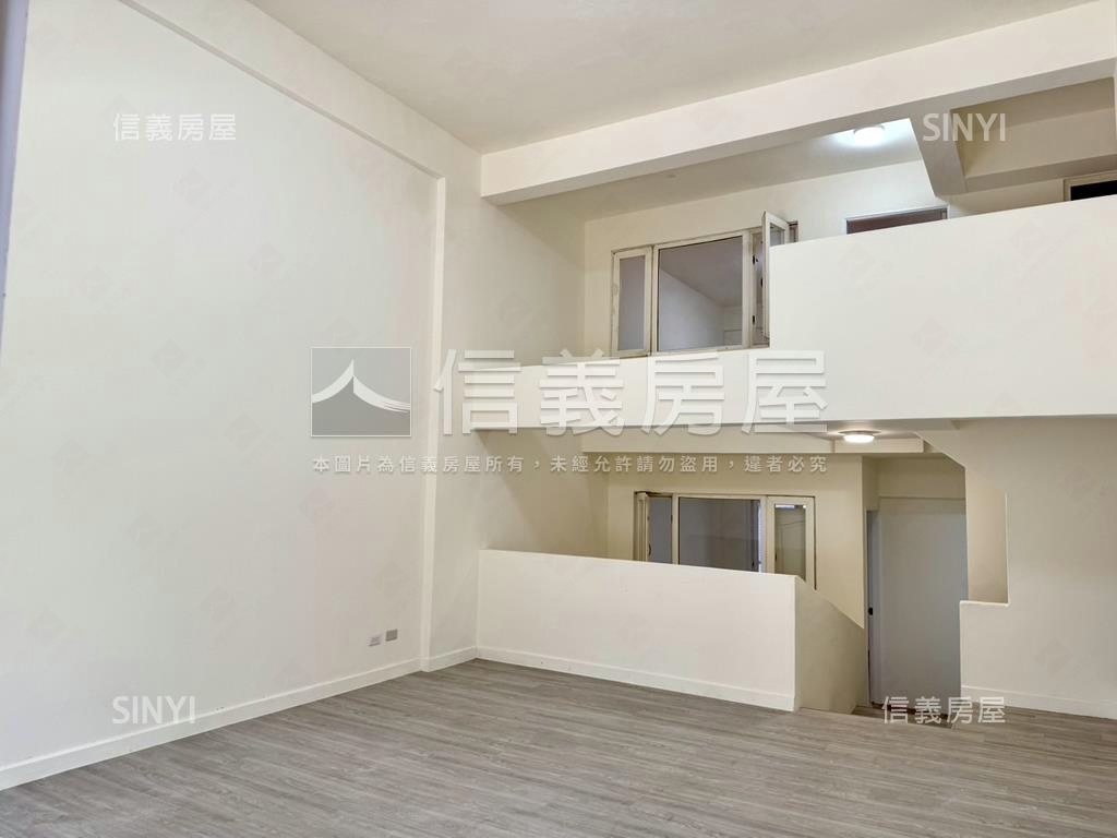 台北芳鄰挑高住宅有車位房屋室內格局與周邊環境