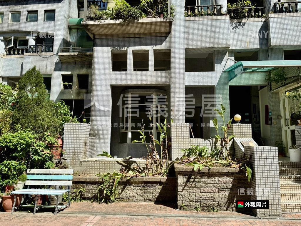 台北芳鄰挑高住宅有車位房屋室內格局與周邊環境