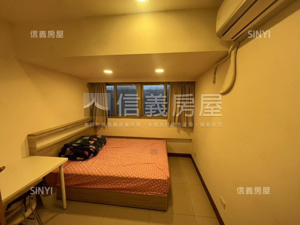 國泰仁愛大空間雙併華廈房屋室內格局與周邊環境