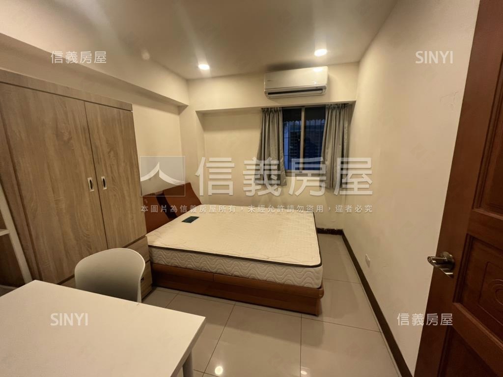 國泰仁愛大空間雙併華廈房屋室內格局與周邊環境