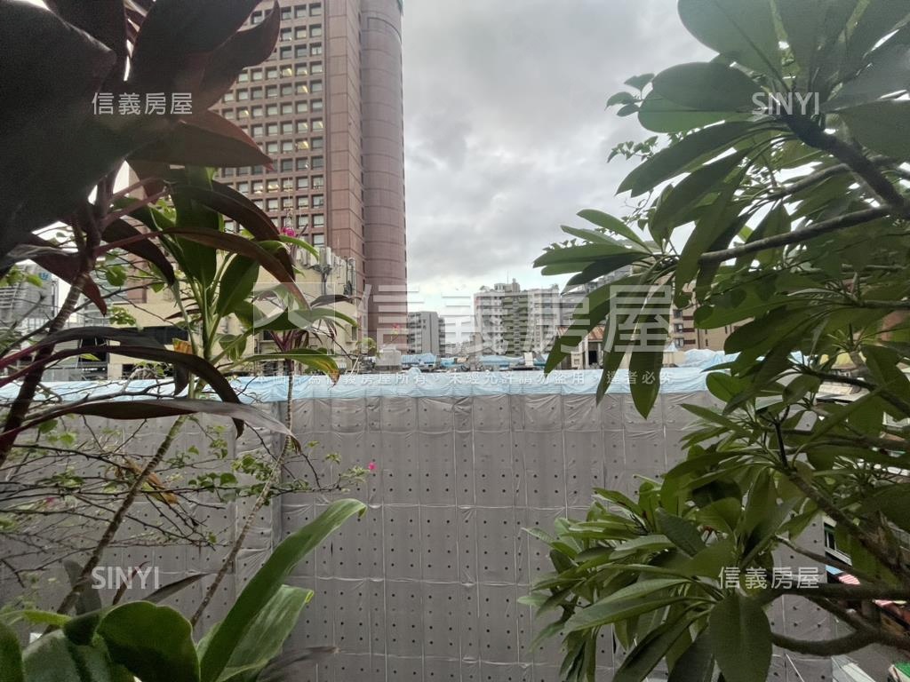 國泰仁愛大空間雙併華廈房屋室內格局與周邊環境