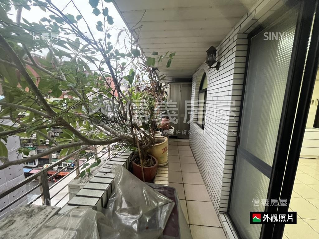 國泰仁愛大空間雙併華廈房屋室內格局與周邊環境