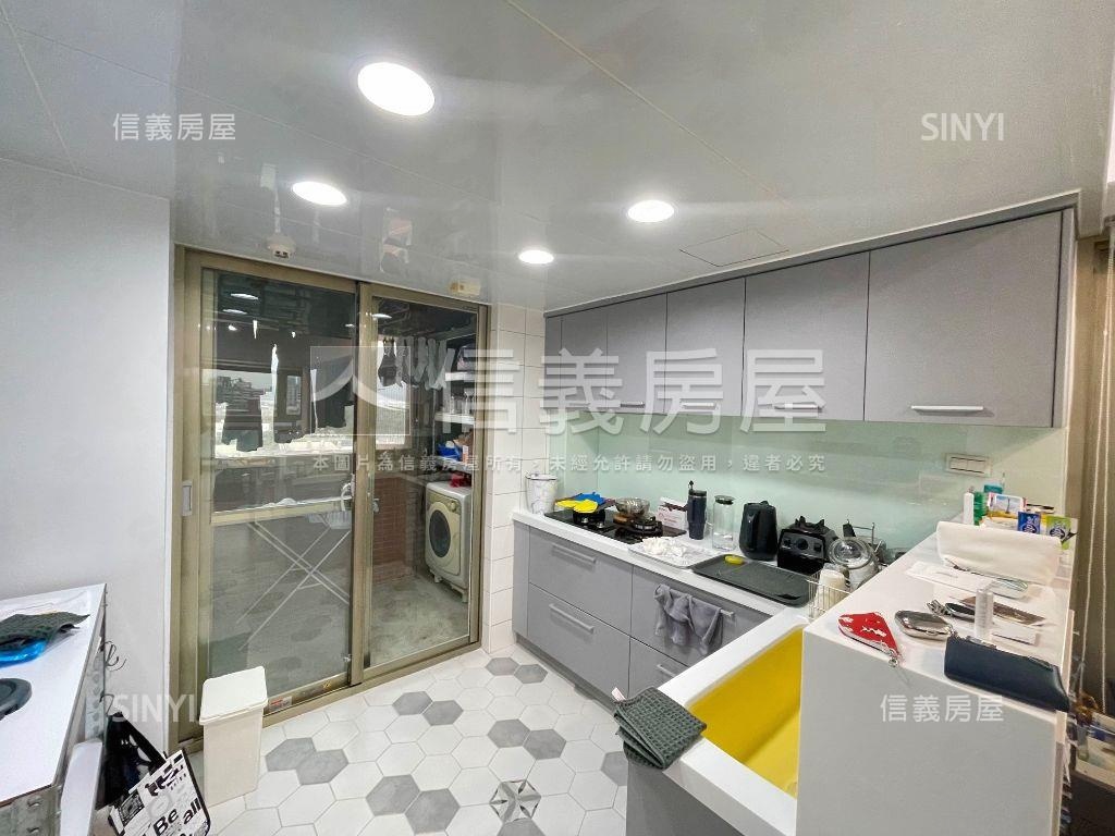 中租高樓一層一戶附車位房屋室內格局與周邊環境