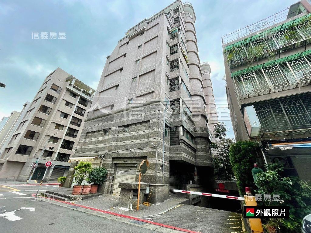 中租高樓一層一戶附車位房屋室內格局與周邊環境