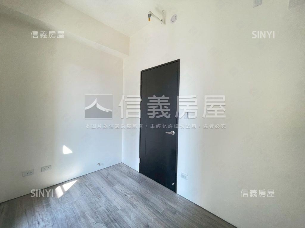 天際二房平車稀有格局釋出房屋室內格局與周邊環境