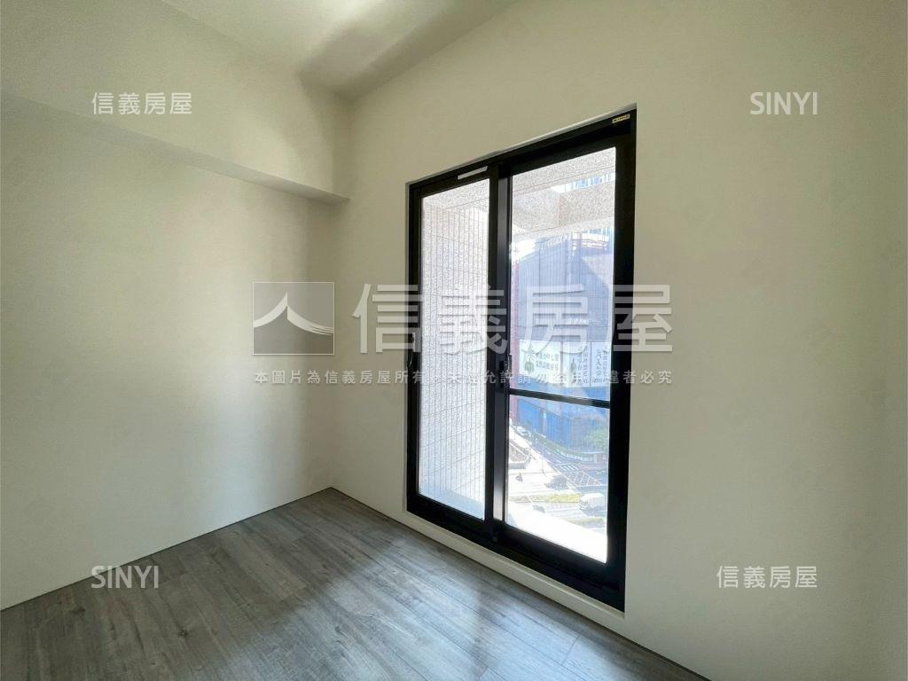 天際二房平車稀有格局釋出房屋室內格局與周邊環境