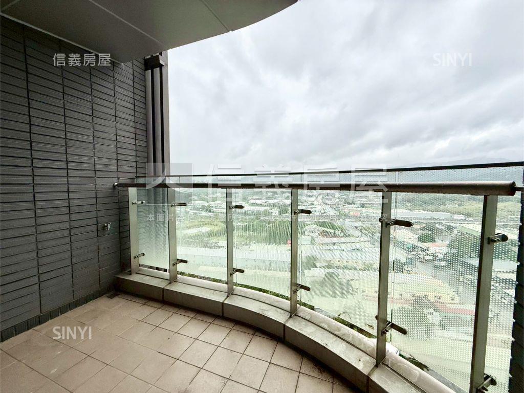 將捷高樓美景三房車位房屋室內格局與周邊環境