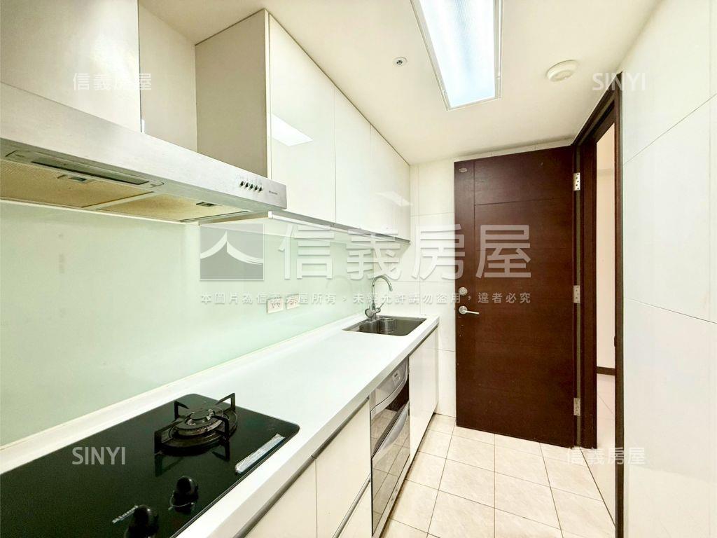 將捷高樓美景三房車位房屋室內格局與周邊環境