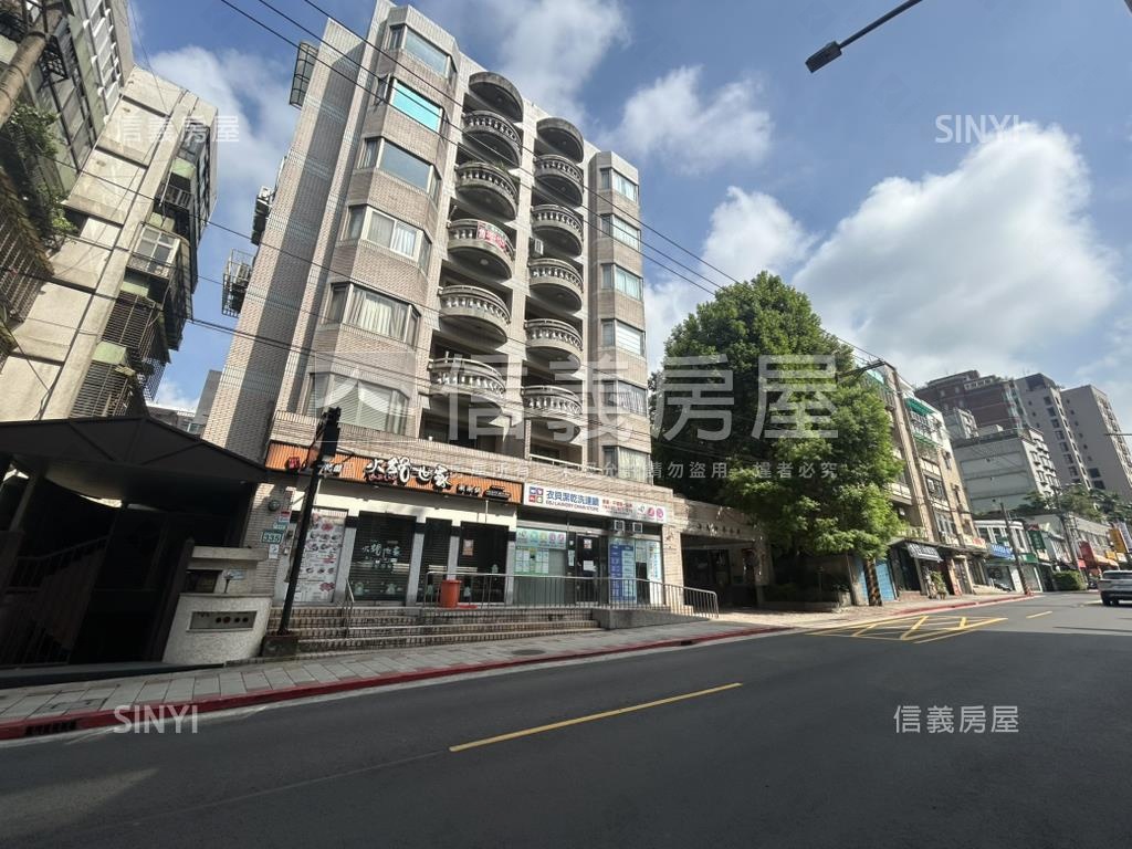 新光仰翠兩房附坡平車位房屋室內格局與周邊環境