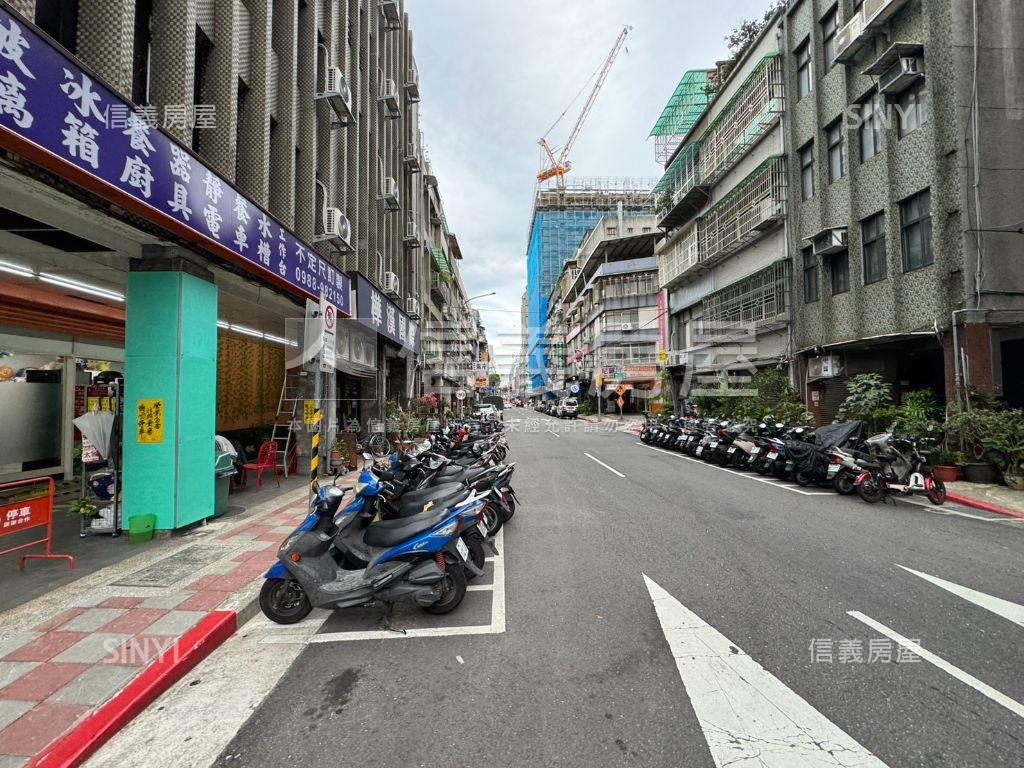新巴黎大廈套房房屋室內格局與周邊環境