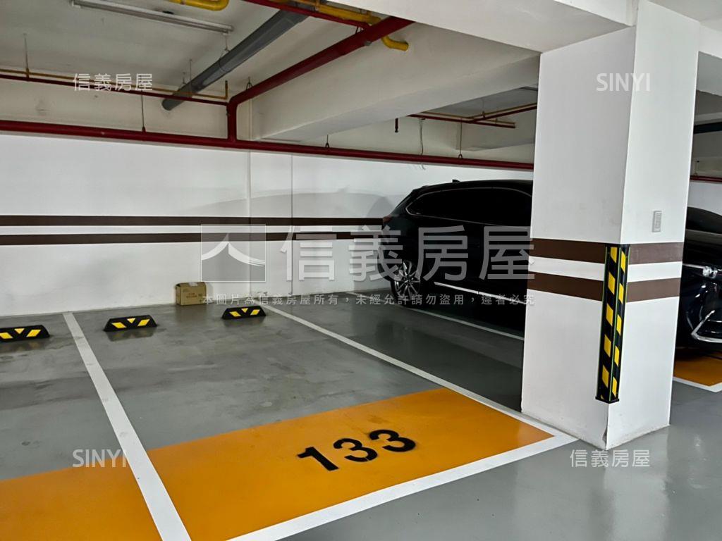 南科名門雙套房平車房屋室內格局與周邊環境