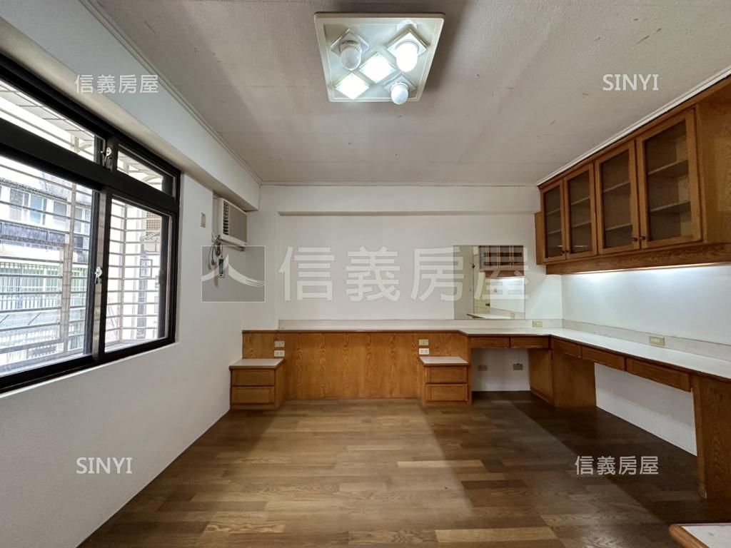 南京復興捷運宅房屋室內格局與周邊環境