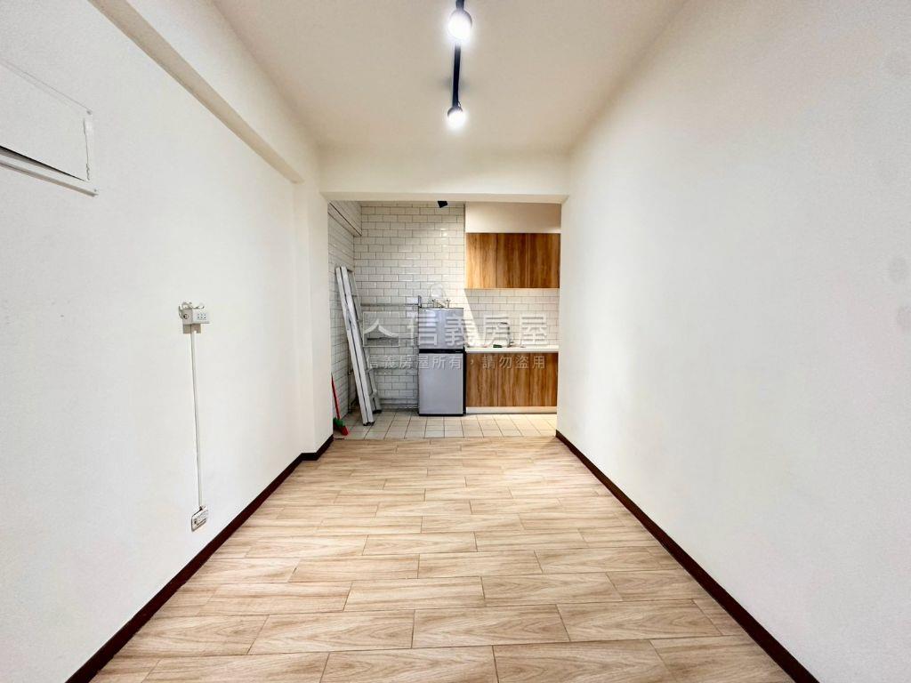 西區綠園道，美三房公寓房屋室內格局與周邊環境