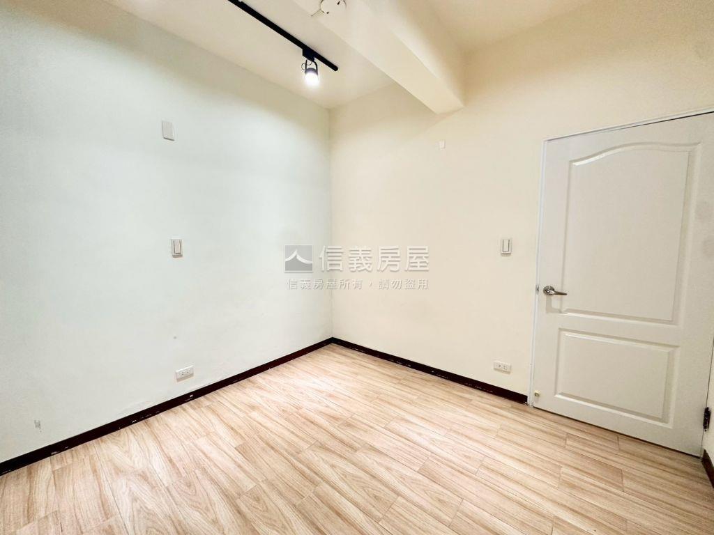 西區綠園道，美三房公寓房屋室內格局與周邊環境
