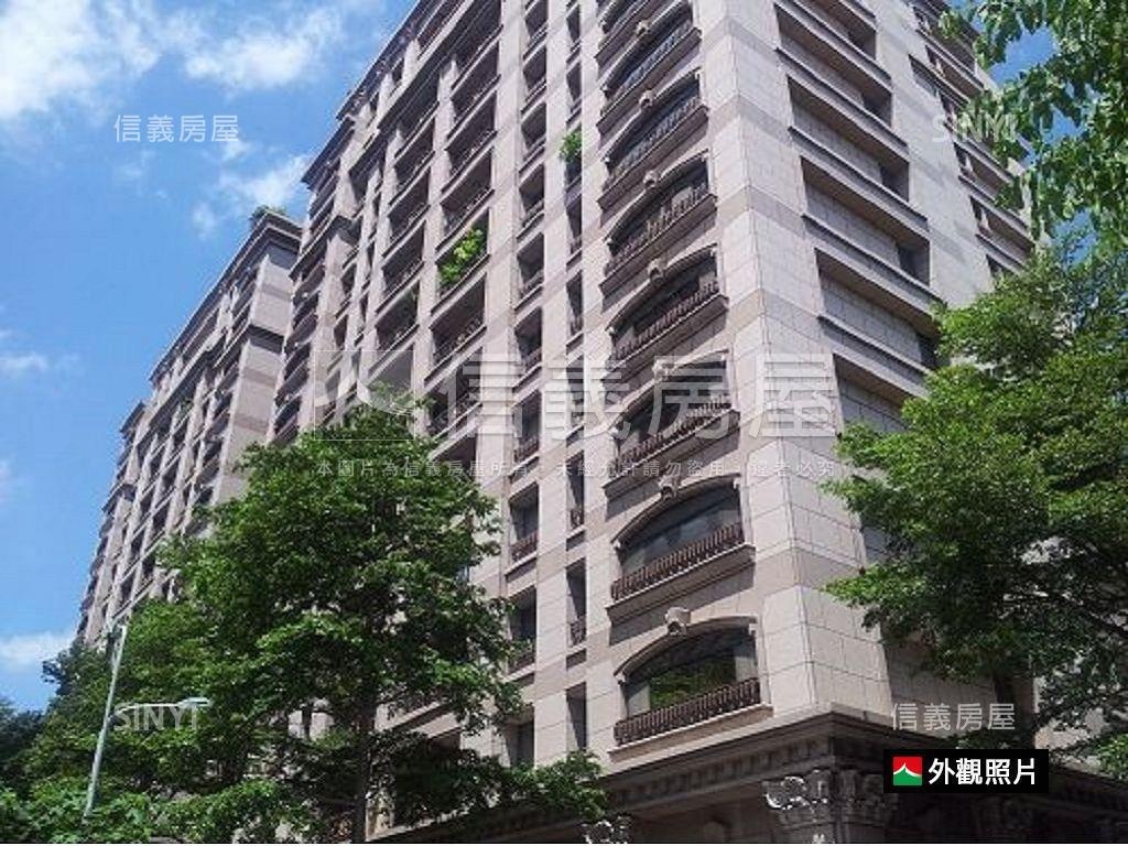 圓頂世紀朝南高樓景觀戶房屋室內格局與周邊環境