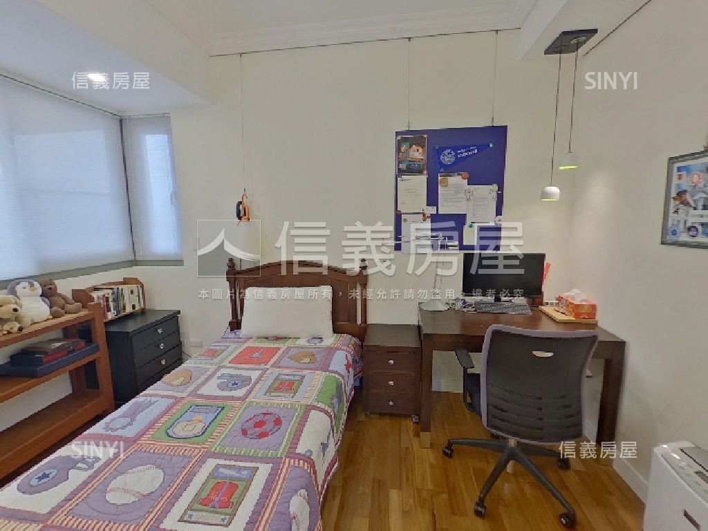 圓頂世紀朝南高樓景觀戶房屋室內格局與周邊環境