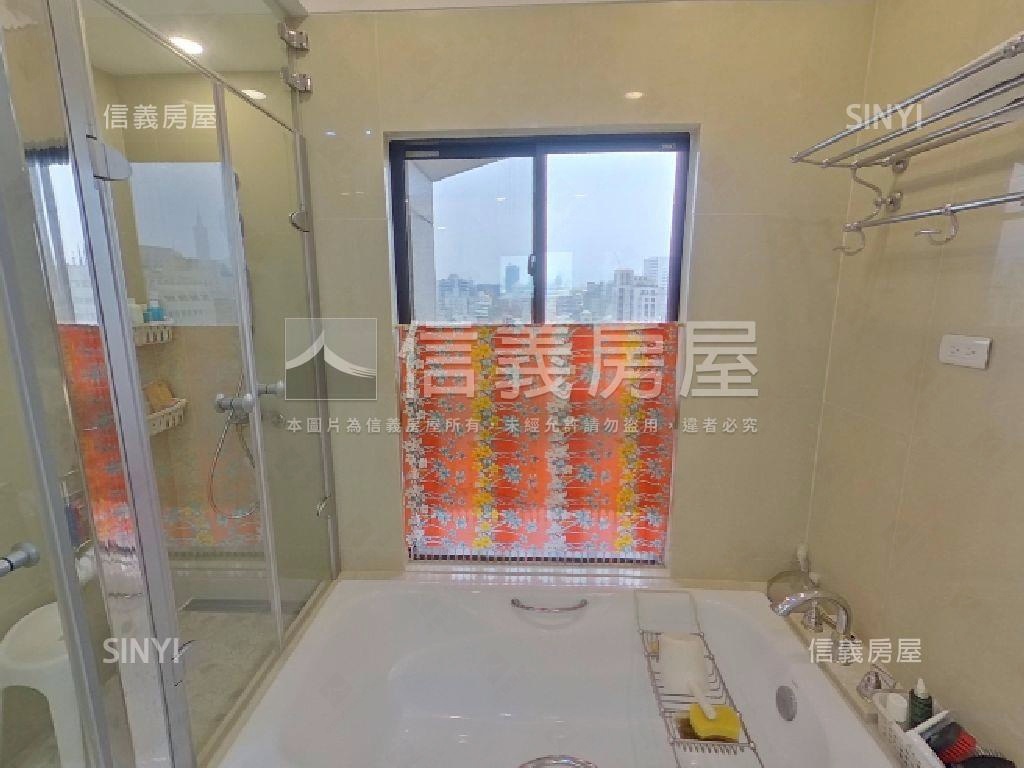 圓頂世紀朝南高樓景觀戶房屋室內格局與周邊環境