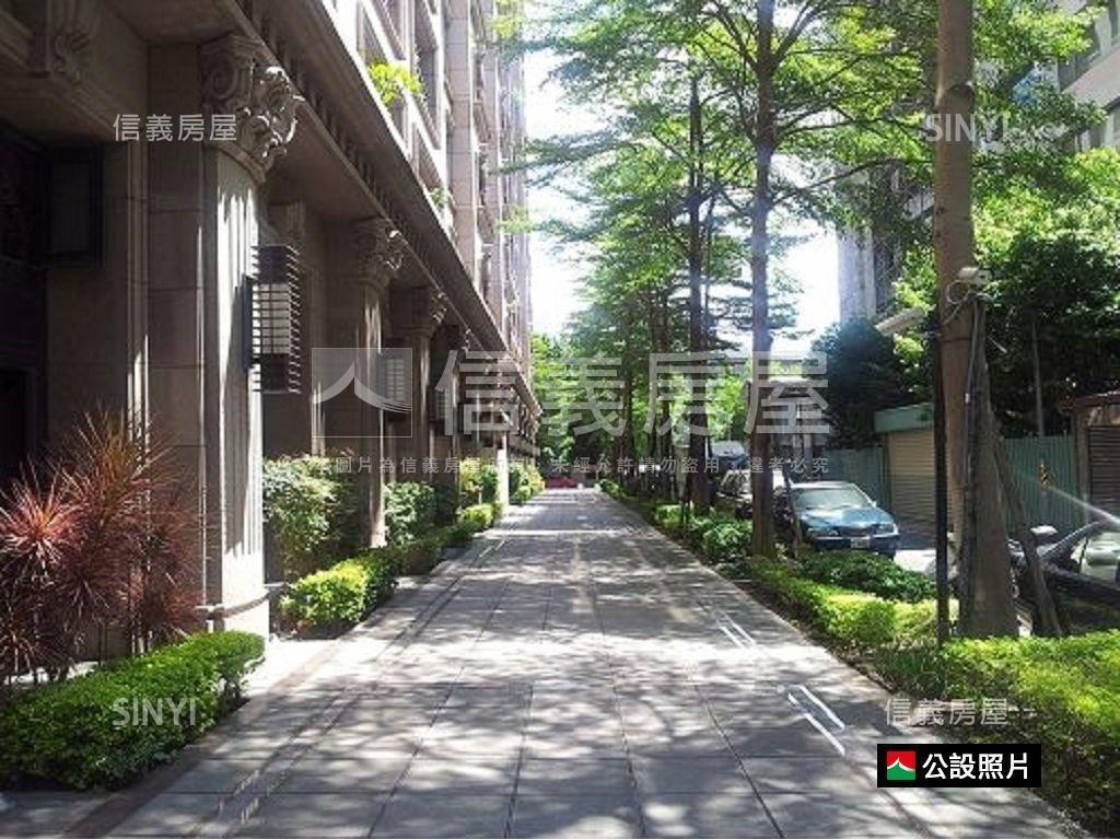 圓頂世紀朝南高樓景觀戶房屋室內格局與周邊環境