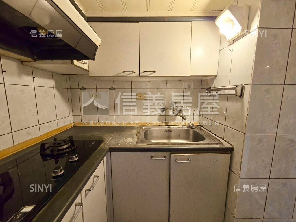 ★摩登家族高樓景觀大空間房屋室內格局與周邊環境