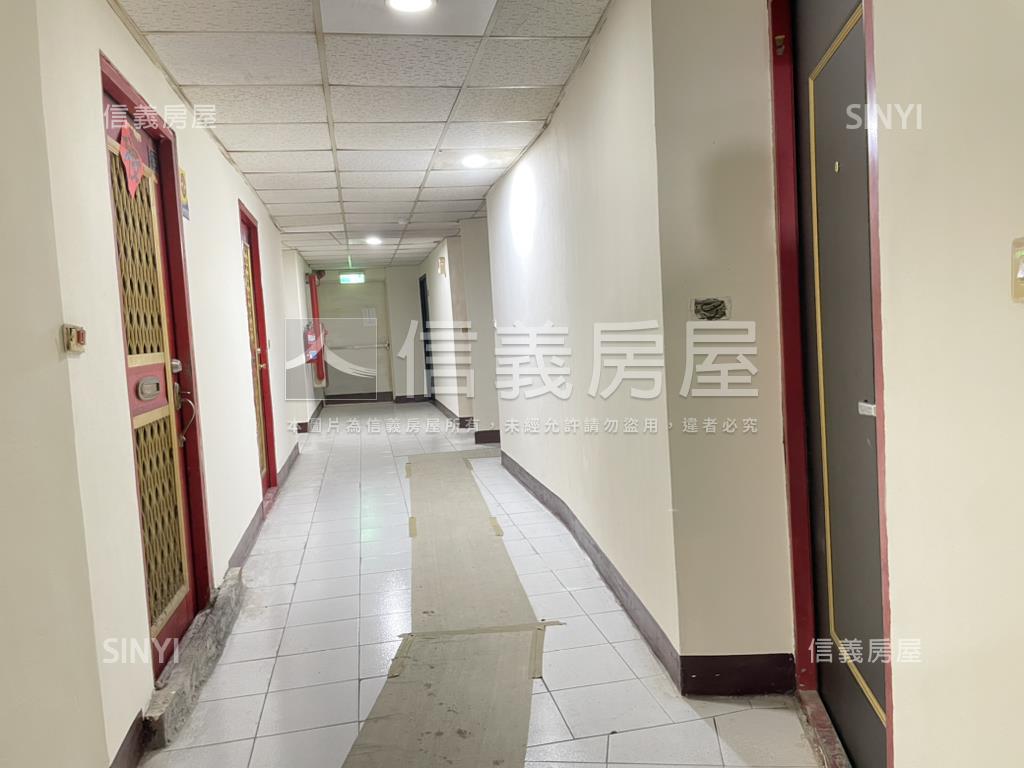近火車站套房房屋室內格局與周邊環境
