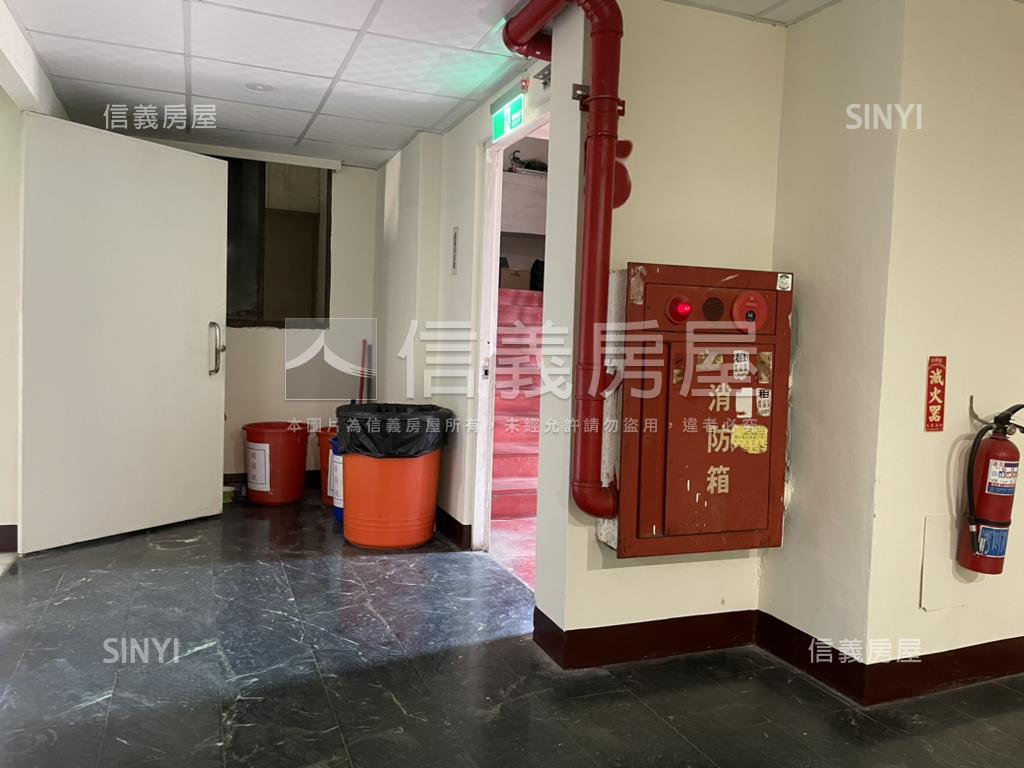 近火車站套房房屋室內格局與周邊環境